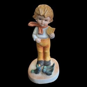 Vintage Brinns Bird Watcher Figurine Unknown age, Bone China,